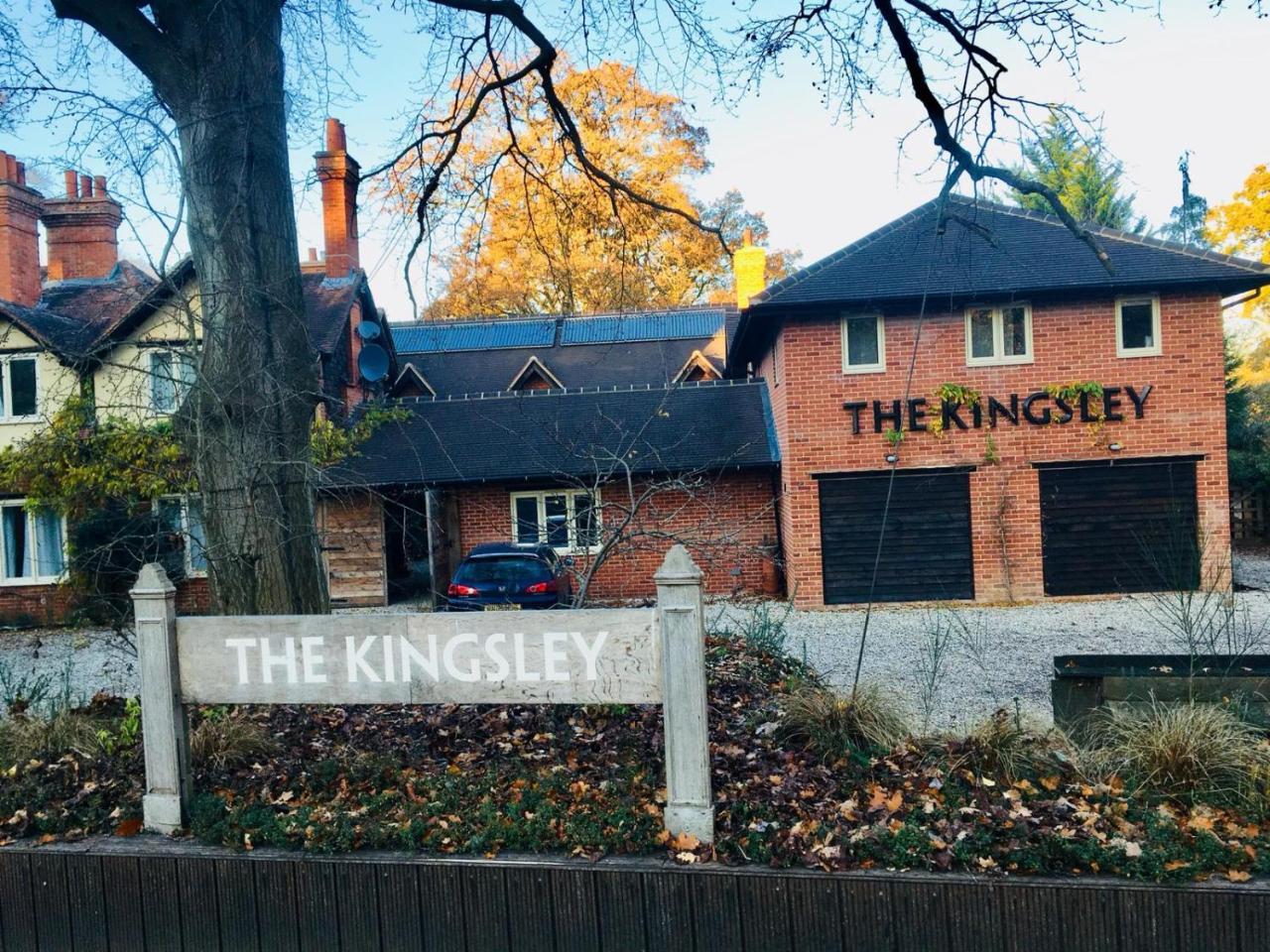 The Kingsley At Eversley Kültér fotó